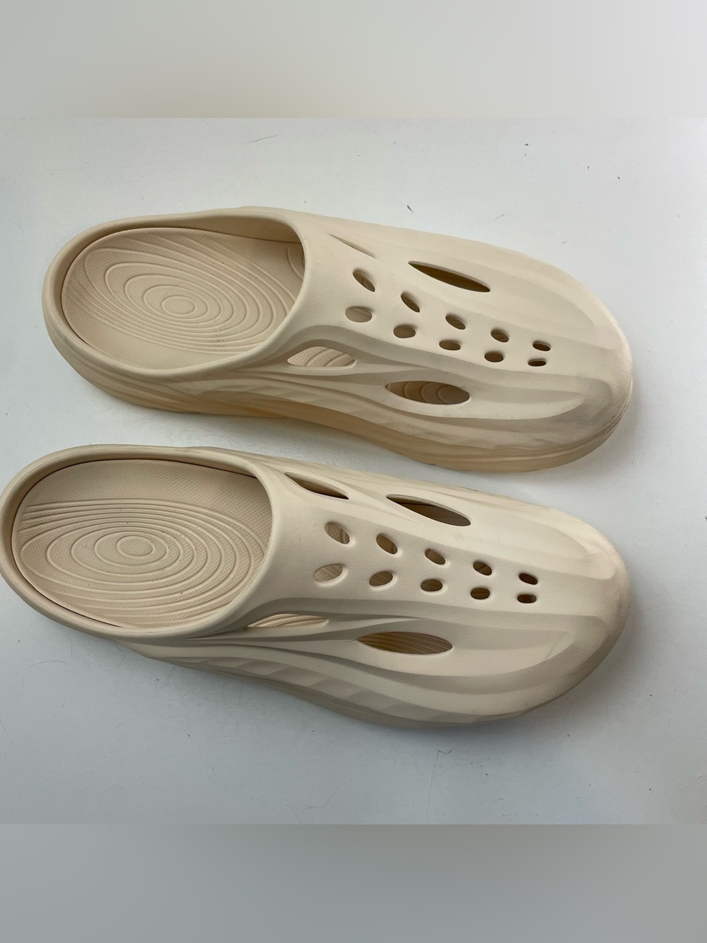 HOKA Ora Recovery Mule Mens size 13 slide sandals comfort shoes cream